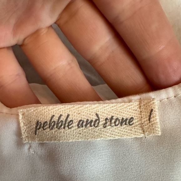 Anthropologie Pebble and Stone Cream Tiered Top Size Large # 1657 - Picture 5 of 7